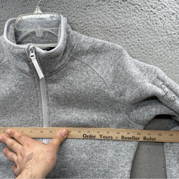 Helly Hansen Varde Grey Knit 1/2 Zip Pullover Sweater Thumbholes Women's Size M - Picture 3 of 16